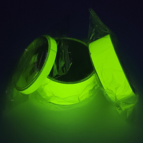 Самоклеюча люмінесцентна стрічка (фосфорна) 5 см *3 м зелене світіння 5 шт. - изображение 9 - интернет-магазин tricolor.com.ua
