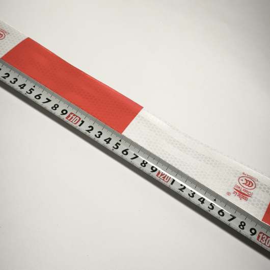 Стрічка світловідбивна червоно-біла для маркування транспорту Line Tricolor 50 мм/45,7 м - изображение 3 - интернет-магазин tricolor.com.ua