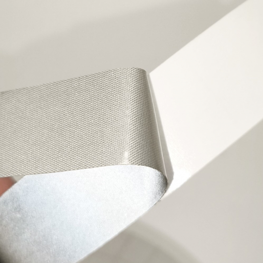 Універсальна самоклеюча світловідбивна стрічка для нічного бігу та велосипедних прогулянок Tricolor сіра 50 мм*1 м. - изображение 5 - интернет-магазин tricolor.com.ua