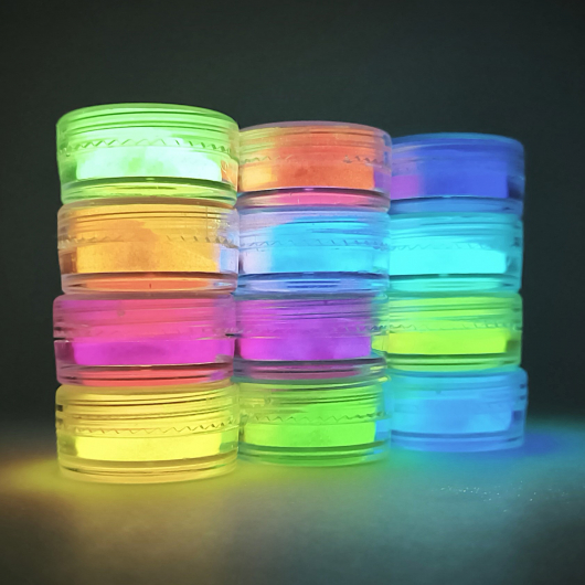 Набор люминесцентных пигментов (люминофор) Tricolor Glow Box для маникюра 12 шт * 5 г (1 набор) - изображение 8 - интернет-магазин tricolor.com.ua
