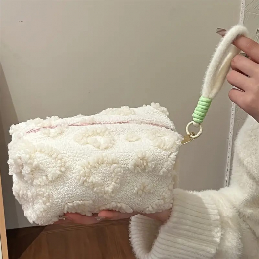 Косметичка жіноча Soft Moments плюшева Lamb бежева (18см*9см*9см)