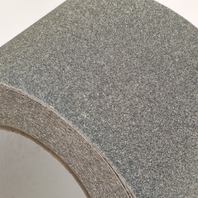 Стрічка антиковзаюча для підлоги Tricolor 73 сіра 100 мм зносостійка (1 м. пог.) - изображение 4 - интернет-магазин tricolor.com.ua