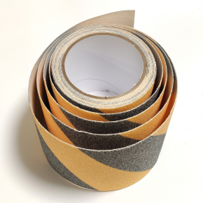 Стрічка антиковзна для підлоги Tricolor 59 сигнальна (жовто-чорна) 100 мм зносостійка (1 м. пог.) - изображение 3 - интернет-магазин tricolor.com.ua