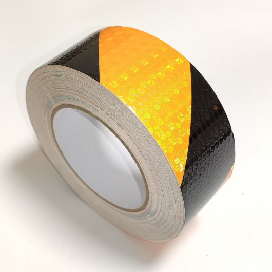 Лента светоотражающая жёлто-чёрная диагональная для маркировки транспорта (прицепов) Tricolor 50 мм/5 м. - интернет-магазин tricolor.com.ua