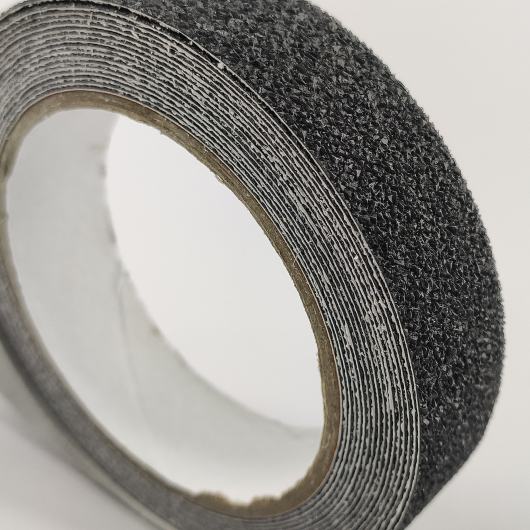 Стрічка антиковзна для підлоги ванної, душової, басейну Tricolor 642 чорна 25 мм зносостійка (5 м. пог.) - изображение 8 - интернет-магазин tricolor.com.ua