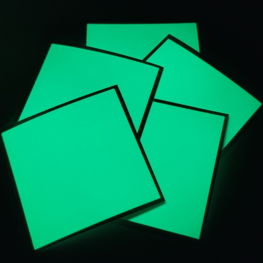 Набор люминесцентных наклеек Tricolor для подсветки выключателей 7*7 см, 50 шт. - интернет-магазин tricolor.com.ua