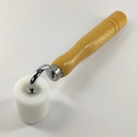 Валік прикатувальний Tricolor пластиковий для звукоізоляційних, антиковзних стрічок (білий) 40 мм. - изображение 6 - интернет-магазин tricolor.com.ua