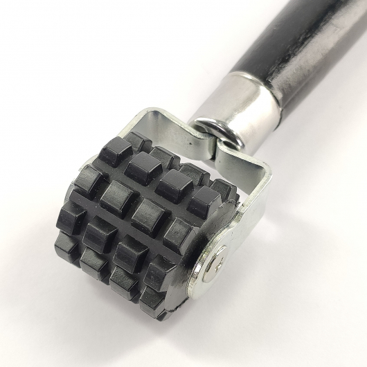 Валік прикатувальний Tricolor пластиковий ребристий для звукоізоляційних, антиковзних стрічок (чорний) 30 мм. - изображение 3 - интернет-магазин tricolor.com.ua