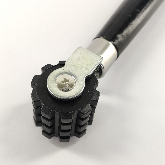 Валік прикатувальний Tricolor пластиковий ребристий для звукоізоляційних, антиковзних стрічок (чорний) 30 мм. - изображение 5 - интернет-магазин tricolor.com.ua