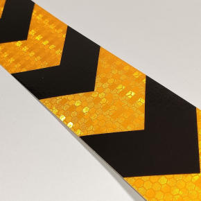 Стрічка світловідбивна Tricolor жовто-чорна стрілка для маркування транспорту (причепів) 50 мм/25 м. - изображение 3 - интернет-магазин tricolor.com.ua