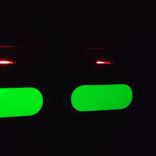 Набір люмінесцентних наклейок Tricolor для підсвічування вимикачів овал 5*2 см, (10 шт/лист) 50 шт. (500 наклейок) - изображение 8 - интернет-магазин tricolor.com.ua