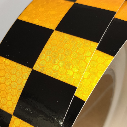 Стрічка світловідбивна Tricolor Квадрати жовто-чорна для маркування транспорту (причепів) 50 мм/1 м. - изображение 7 - интернет-магазин tricolor.com.ua