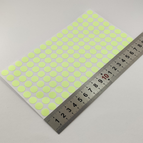 Набір люмінесцентних наклейок Tricolor Крапка діаметр 10 мм * 128 шт. (1 лист 185*95 мм) - изображение 5 - интернет-магазин tricolor.com.ua