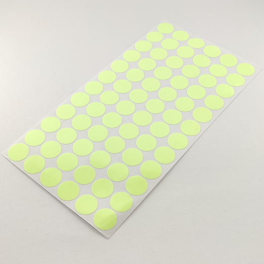 Набір люмінесцентних наклейок Tricolor Крапка діаметр 15 мм * 72 шт. (1 лист 185*95 мм) - изображение 2 - интернет-магазин tricolor.com.ua