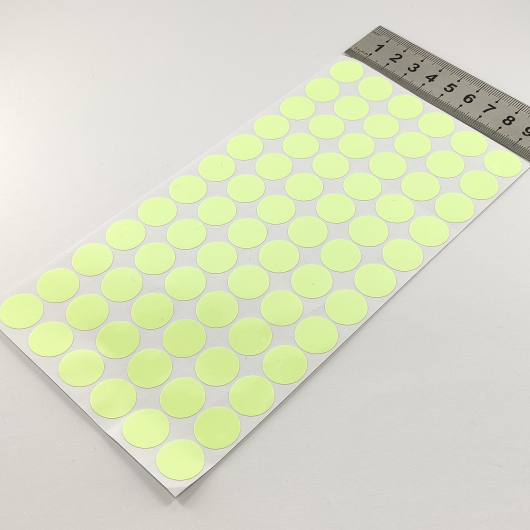 Набір люмінесцентних наклейок Tricolor Крапка діаметр 15 мм * 72 шт. (1 лист 185*95 мм) - изображение 6 - интернет-магазин tricolor.com.ua