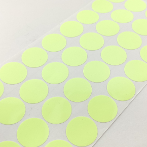 Набір люмінесцентних наклейок Tricolor Крапка діаметр 20 мм * 36 шт. (1 лист 185*95 мм) - изображение 4 - интернет-магазин tricolor.com.ua