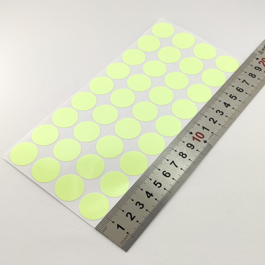 Набор люминесцентных наклеек Tricolor Точка диаметр 20 мм * 36 шт. (1 лист 185*95 мм) - изображение 5 - интернет-магазин tricolor.com.ua