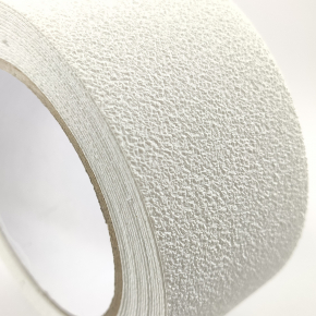 Лента антискользящая для пола ванной, душевой, бассейна Tricolor 641 белая 50 мм износоустойчивая (1 м. пог.) - изображение 5 - интернет-магазин tricolor.com.ua