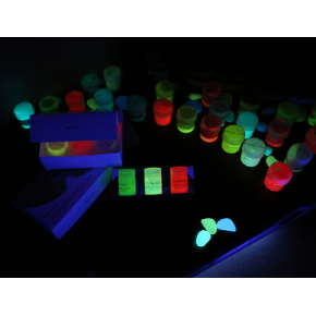 Набор люминесцентных красок для творчества AcmeLight 6 шт - изображение 3 - интернет-магазин tricolor.com.ua